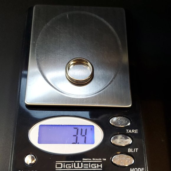 Size 4.25 925 Sterling Silver Dainty Plain Ring - Picture 5 of 5